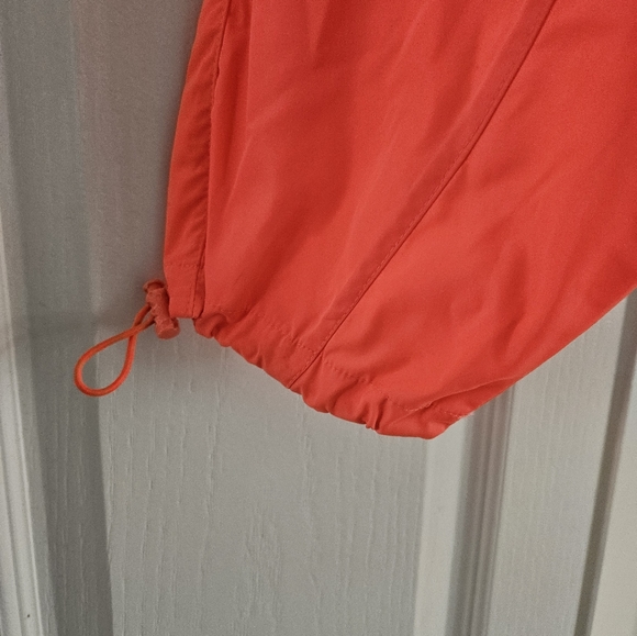 ZARA packable cropped rain jacket- PINK - Picture 3 of 8